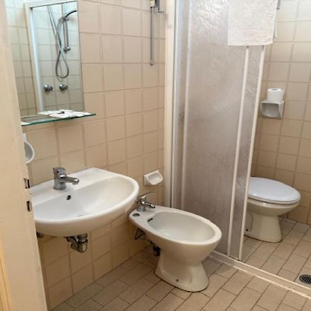 Hotel Nives Rimini Eksteriør billede