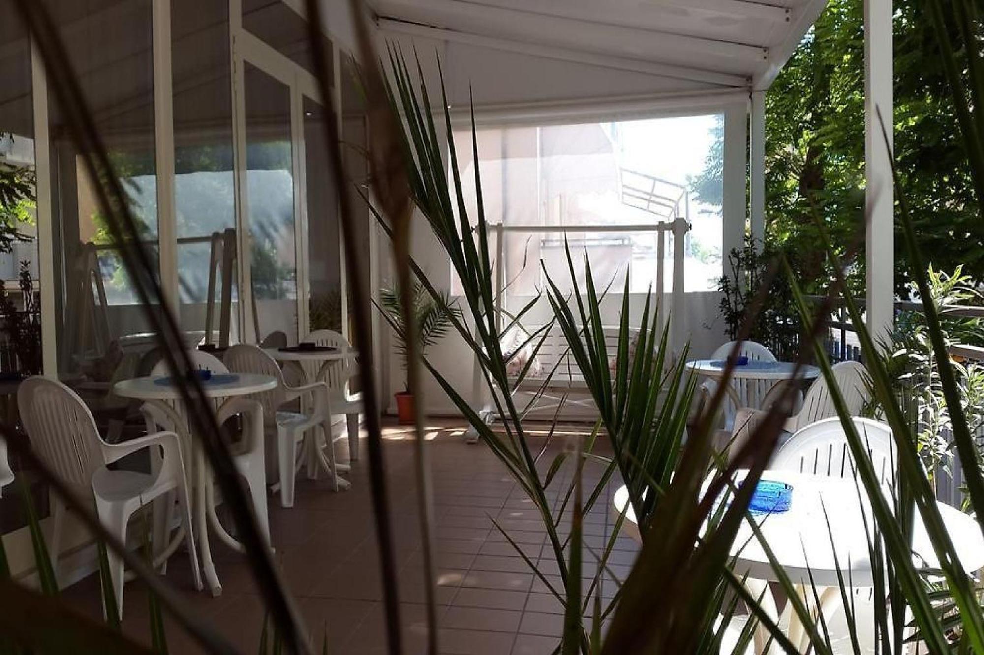 Hotel Nives Rimini Eksteriør billede